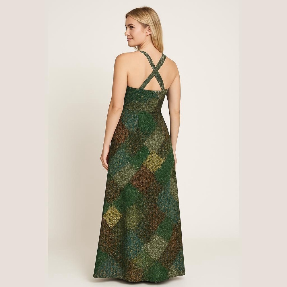 Body Central Crisscross Strap
Multicolor Maxi Dress Small
Gathered at back NEW